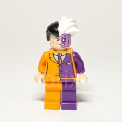 LEGO Super Heroes Minifigur Two-Face (SH0007) – Vorderansicht