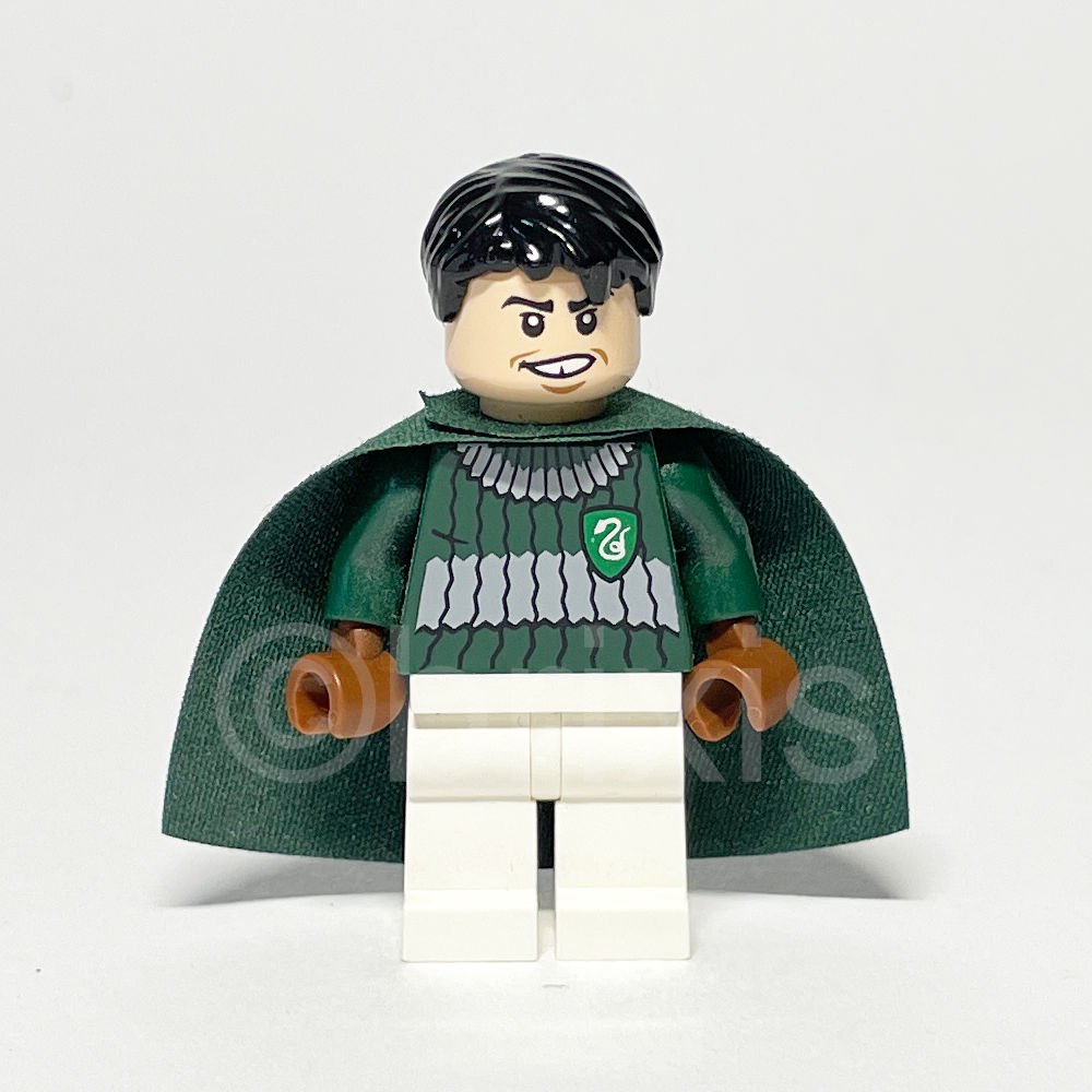 LEGO Harry Potter Minifigur Marcus Flint (HP107) - LEGO Harry Potter Marcus Flint Minifigure HP107 LEGO Harry Potter Minifigur Marcus Flint (HP107) – Vorderansicht