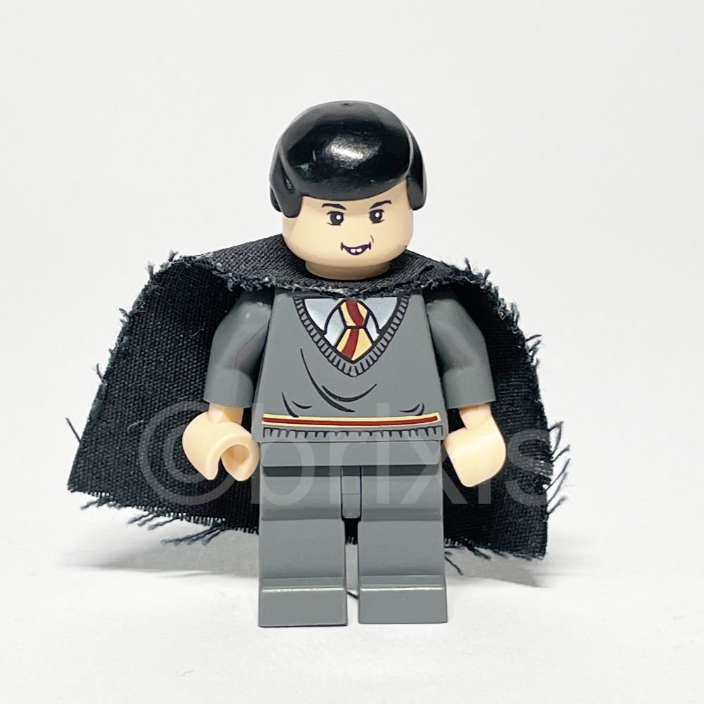 LEGO Harry Potter Minifigur Neville Longbottom (HP043) - LEGO Harry Potter Neville Longbottom Minifigure HP043 LEGO Harry Potter Minifigur Neville Longbottom (HP043) – Vorderansicht